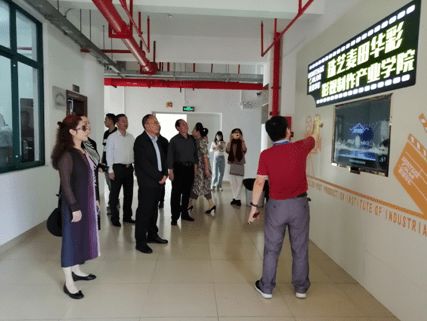 市政協(xié)副主席 民盟貴陽(yáng)市委主委鄧勝龍率隊(duì)赴省外調(diào)研考察職業(yè)教育發(fā)展情況